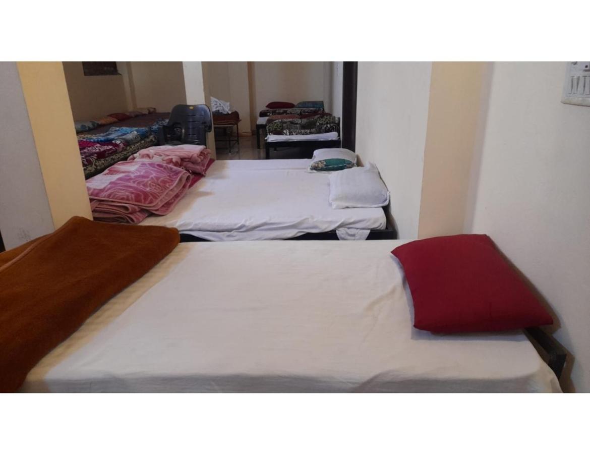 Hotel Mahakal Vishram, Ujjain Exteriör bild