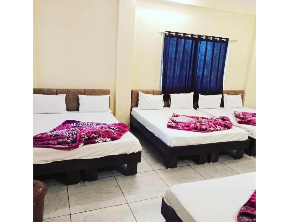 Hotel Mahakal Vishram, Ujjain Exteriör bild