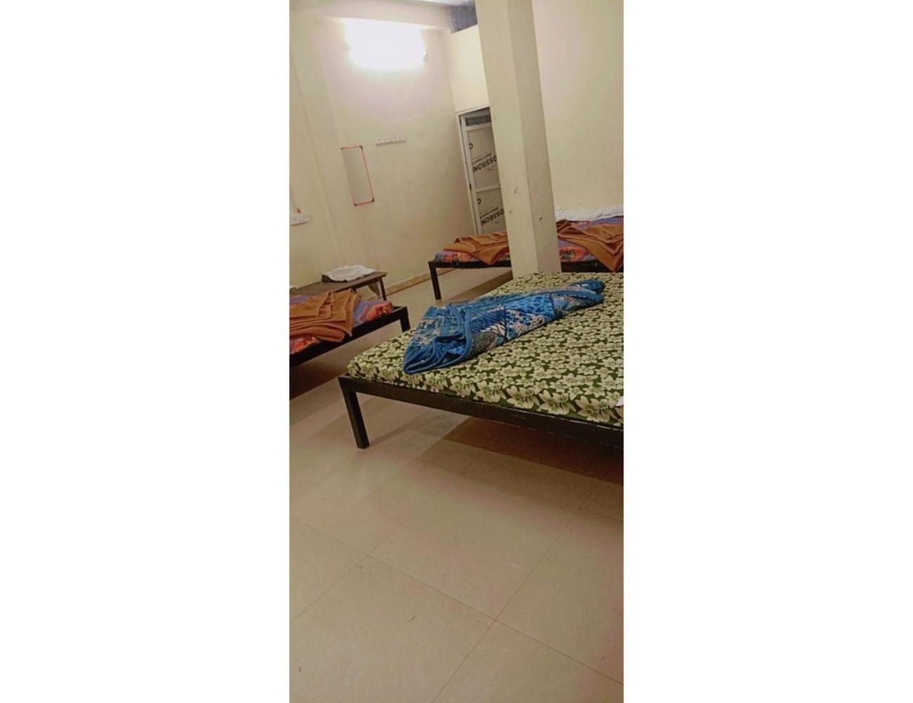 Hotel Mahakal Vishram, Ujjain Exteriör bild