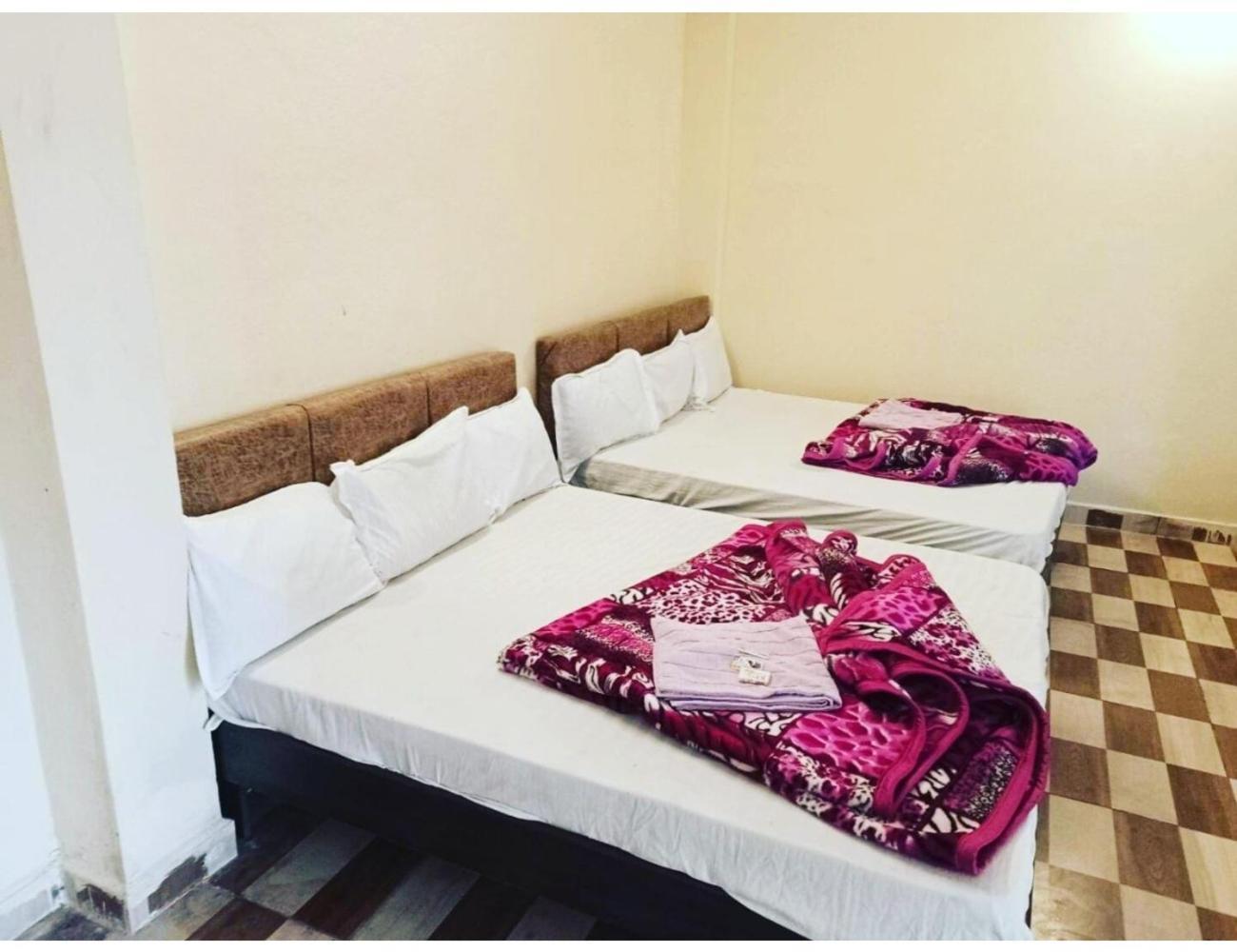 Hotel Mahakal Vishram, Ujjain Exteriör bild