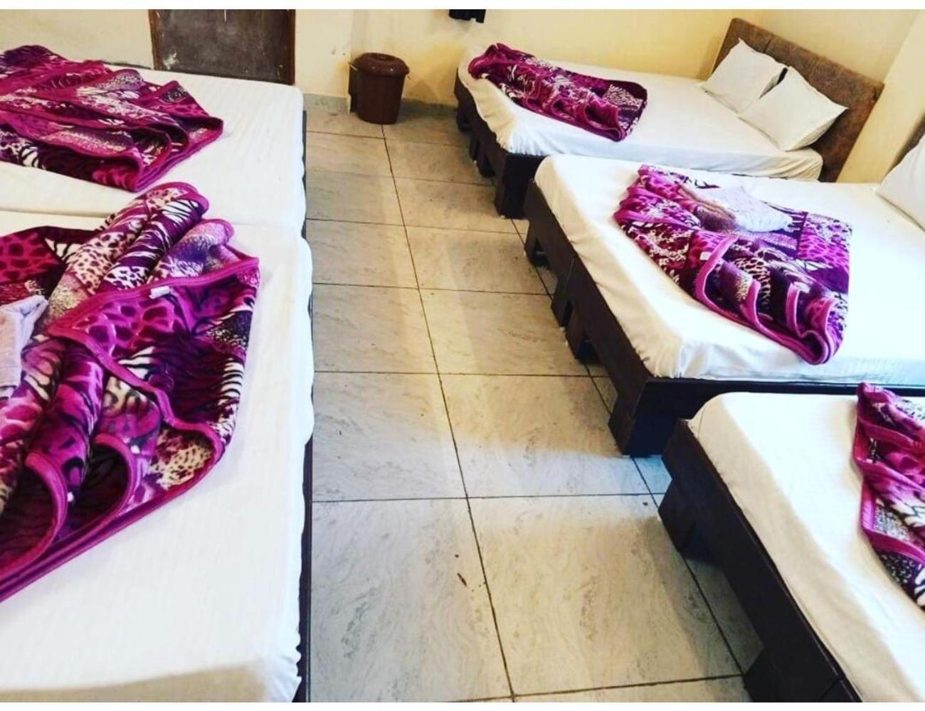 Hotel Mahakal Vishram, Ujjain Exteriör bild