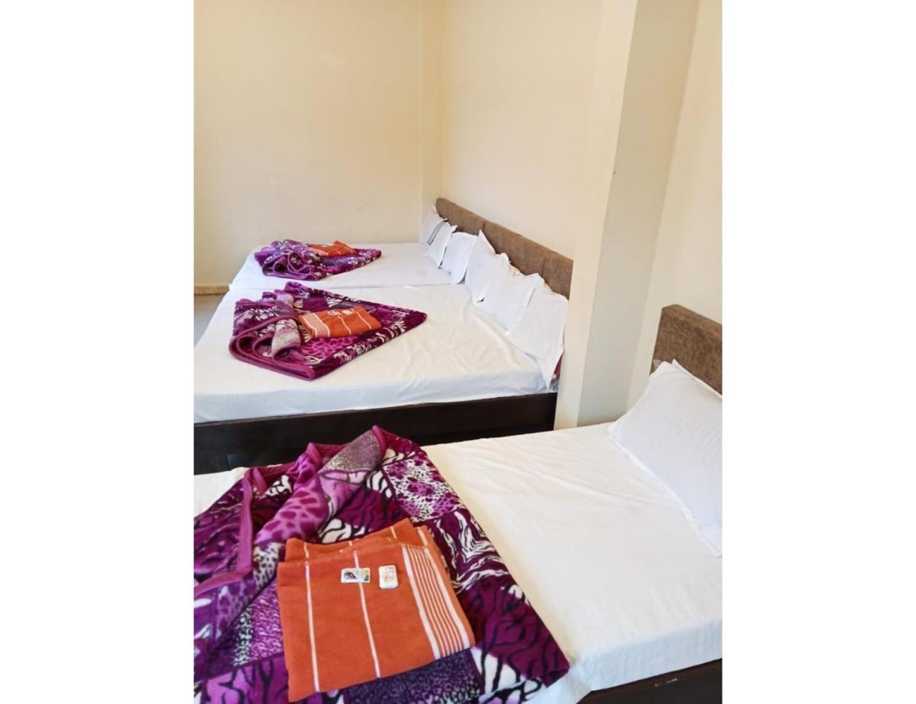 Hotel Mahakal Vishram, Ujjain Exteriör bild